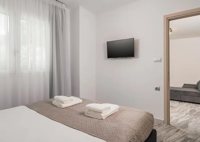 Quarters Luxury Apts Apartamento *