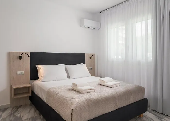 Quarters Luxury Apts * Chania (Crete)