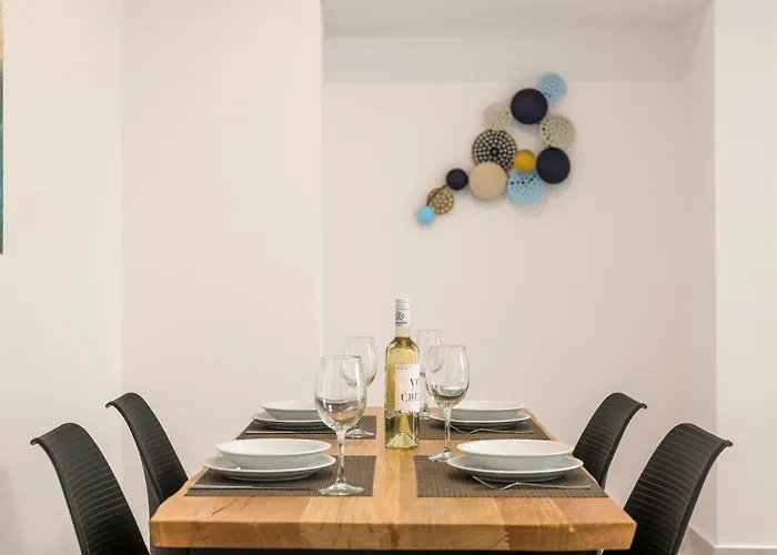 Apartamento Quarters Luxury Apts *