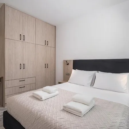 شقة Quarters Luxury Apts