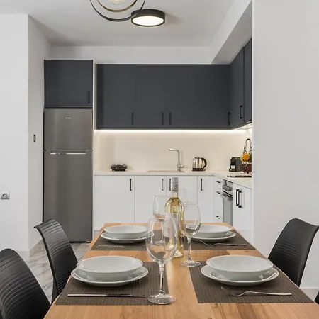 Apartament Quarters Luxury Apts