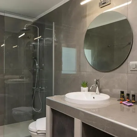 Quarters Luxury Apts Chania (Crete)