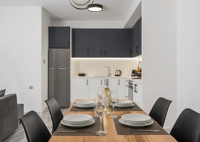 Apartament Quarters Luxury Apts