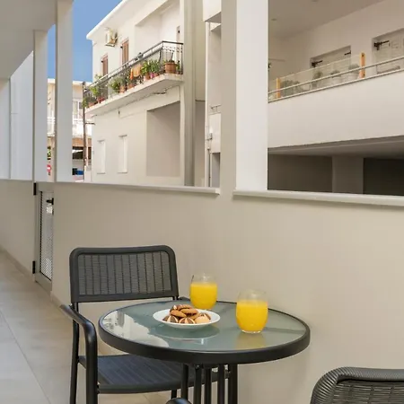 Quarters Luxury Apts Ханья (Крит)