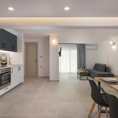 Quarters Luxury Apts * 하니아